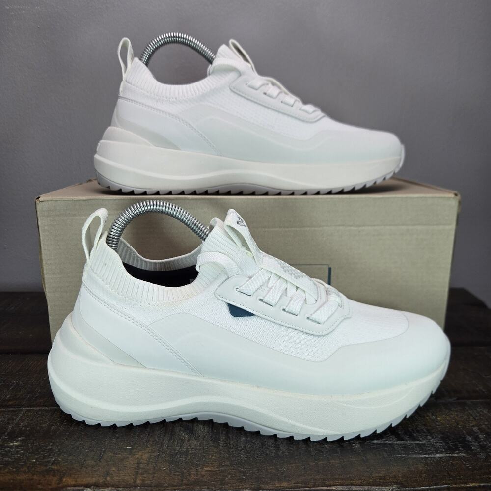 NEW Vessi Stormburst Lowtop Mens Size 7 Waterproof Shoes Sneakers Hiking White